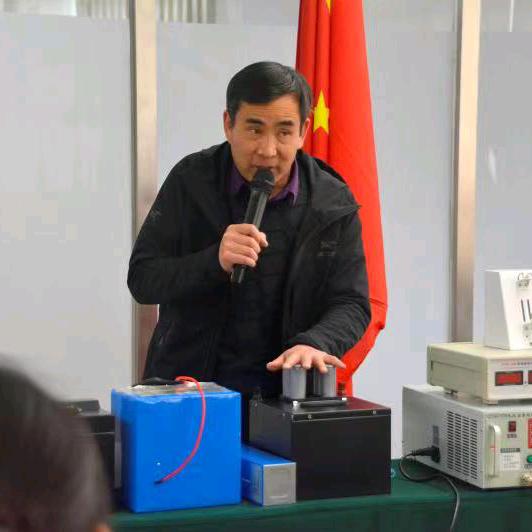 老董新能源大号（下午6点30分开播）