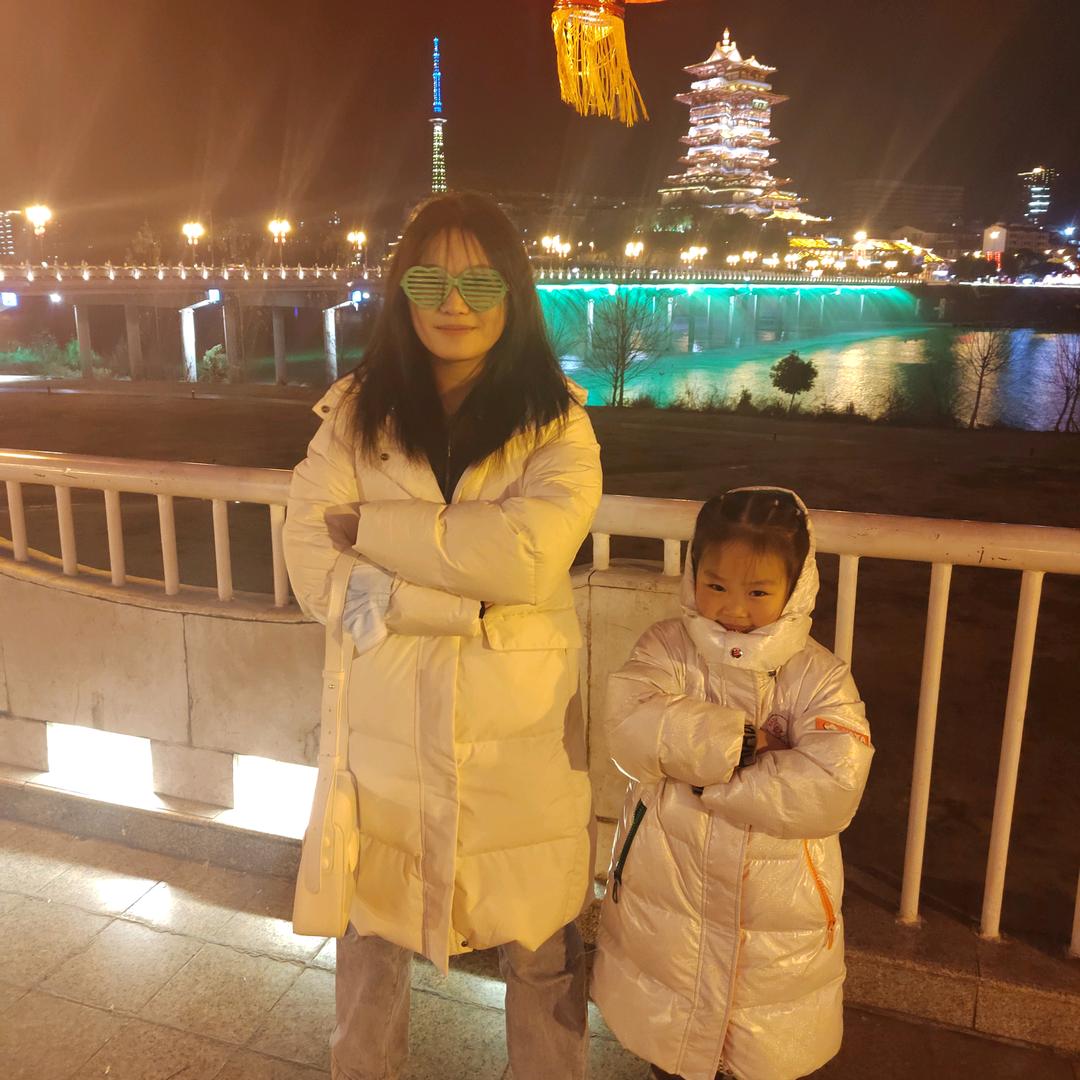 江油老酒回收馆