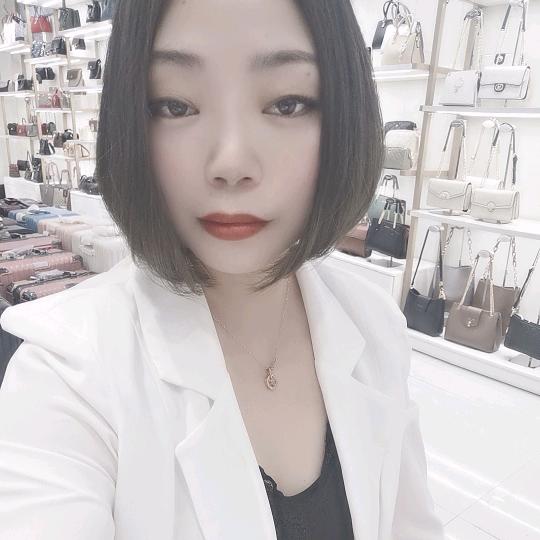 石头里的花朵