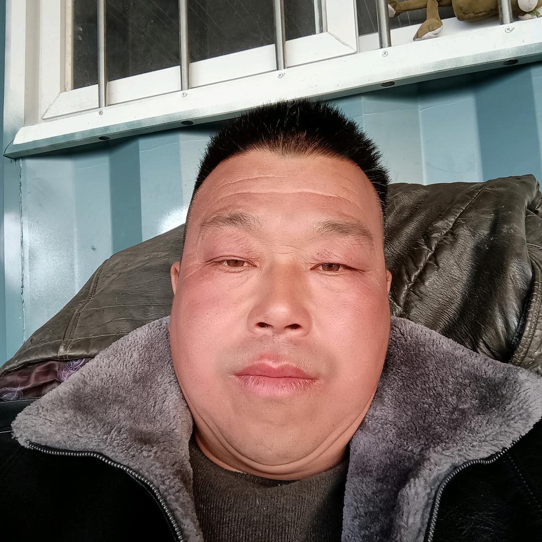 余哥泵车吊车搅拌机铲车出租