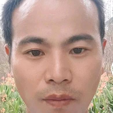 潘哥回家裡面了