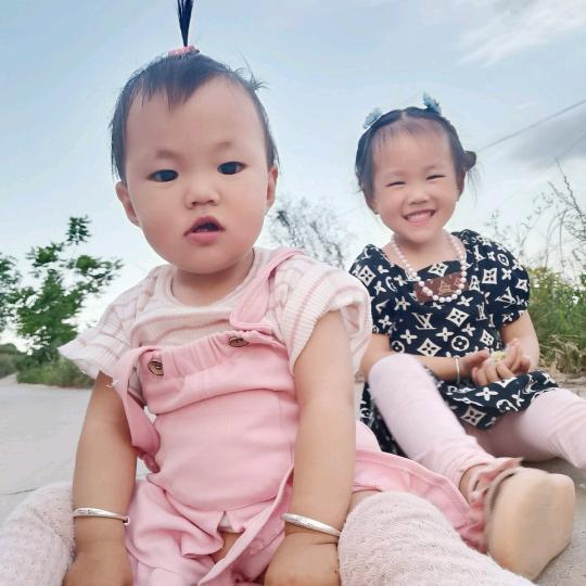 姐妹花