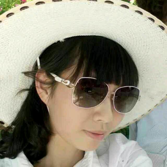 依依吖