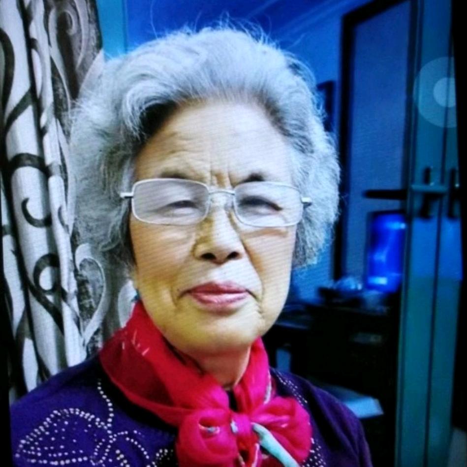 周姐