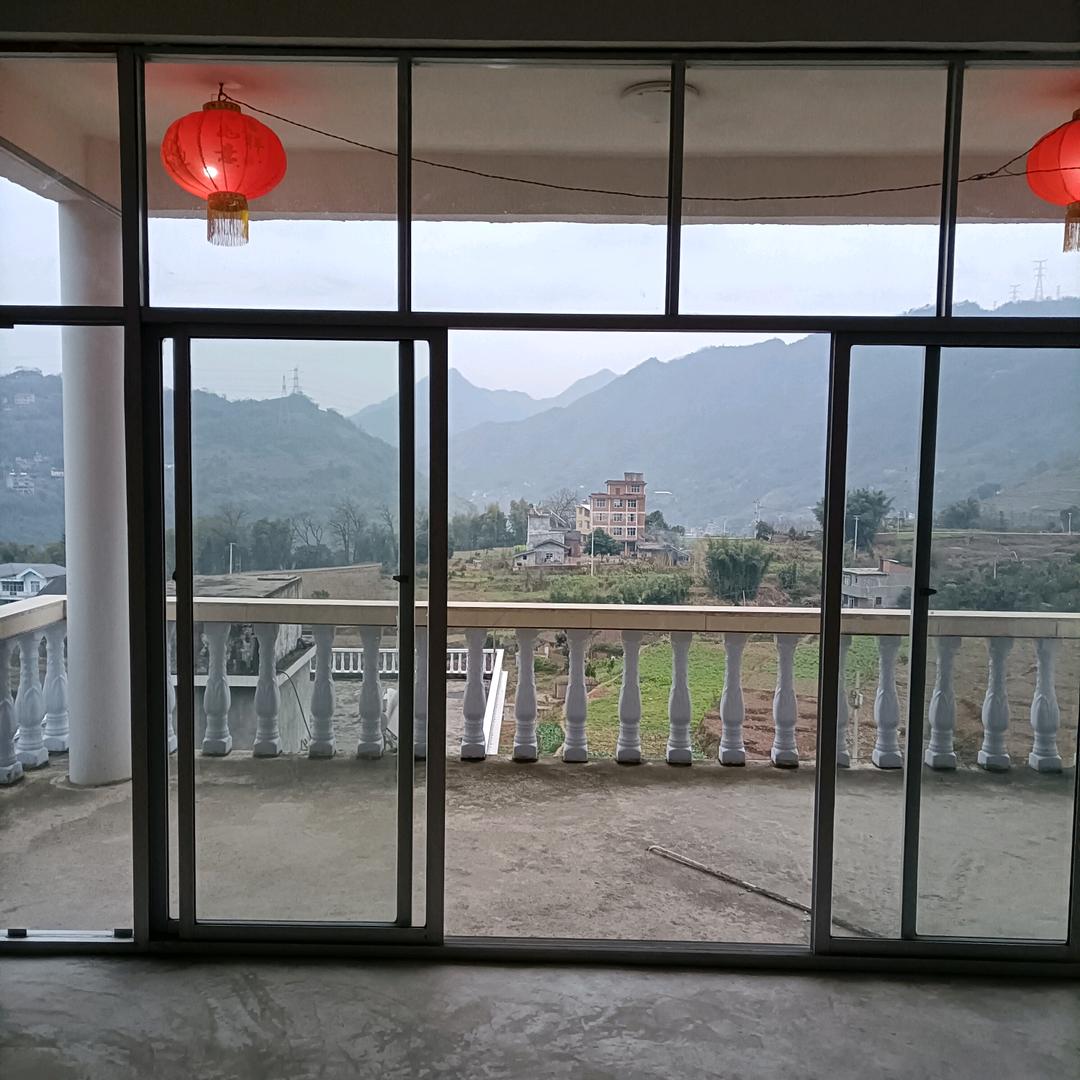 卓国航