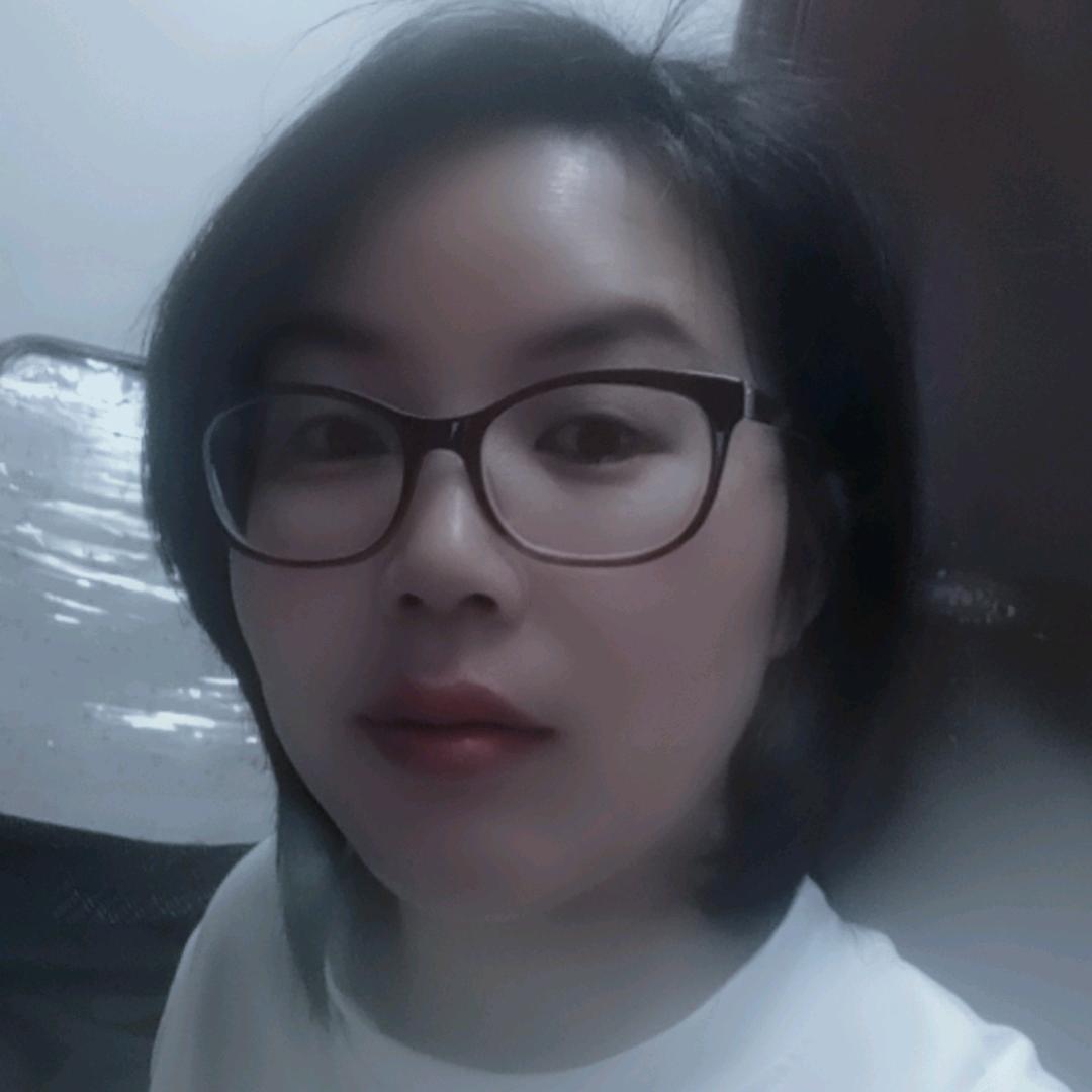 英国伦敦夏少女的矜持。