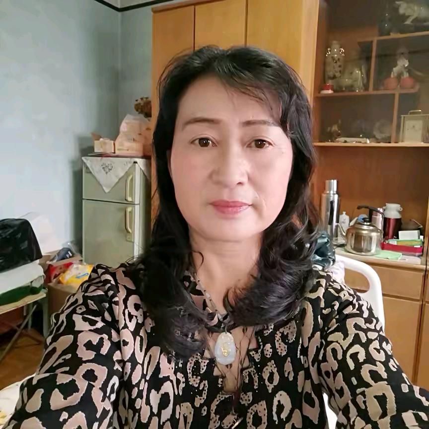 三妹（每天下午4：50直播）