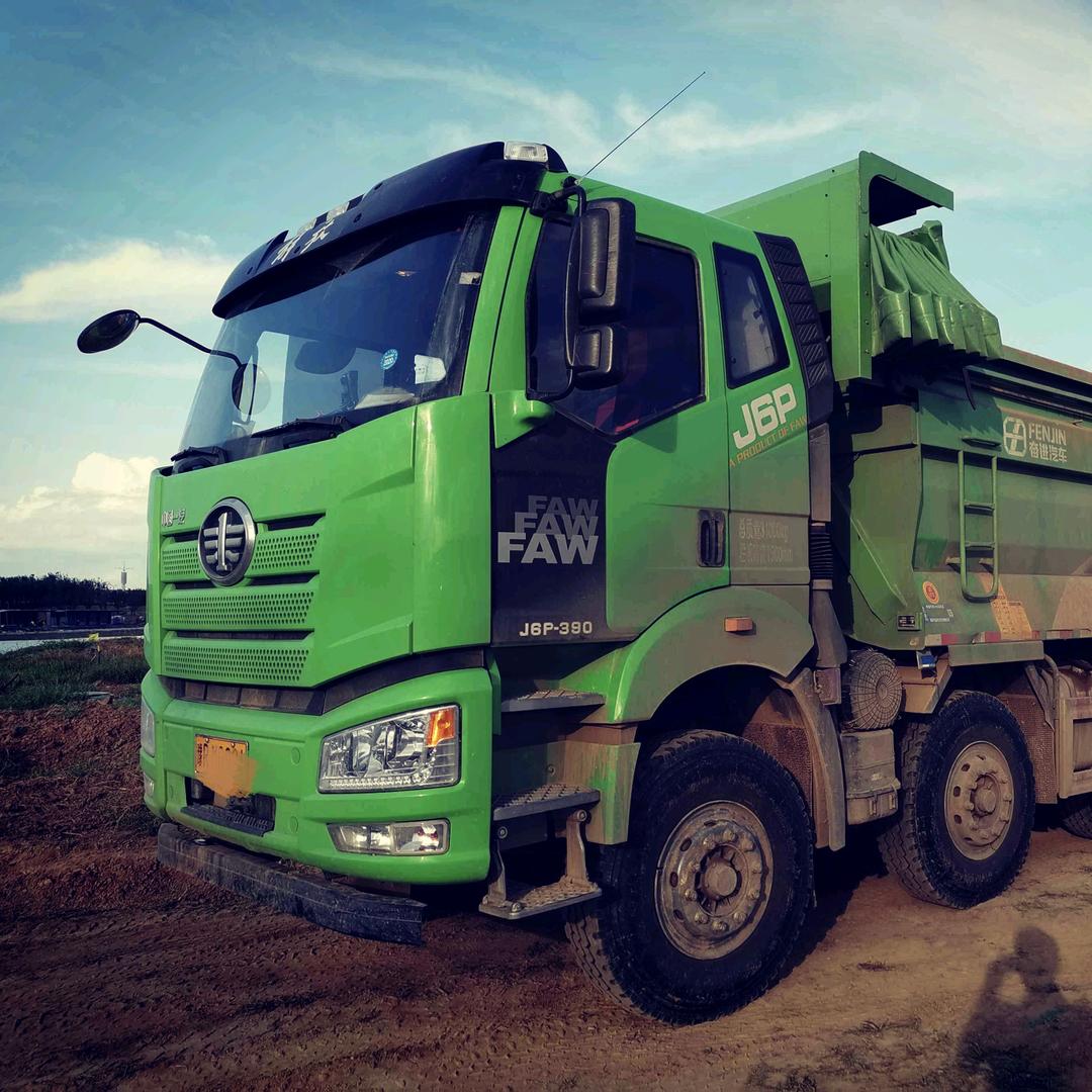 八零后货车司机小王