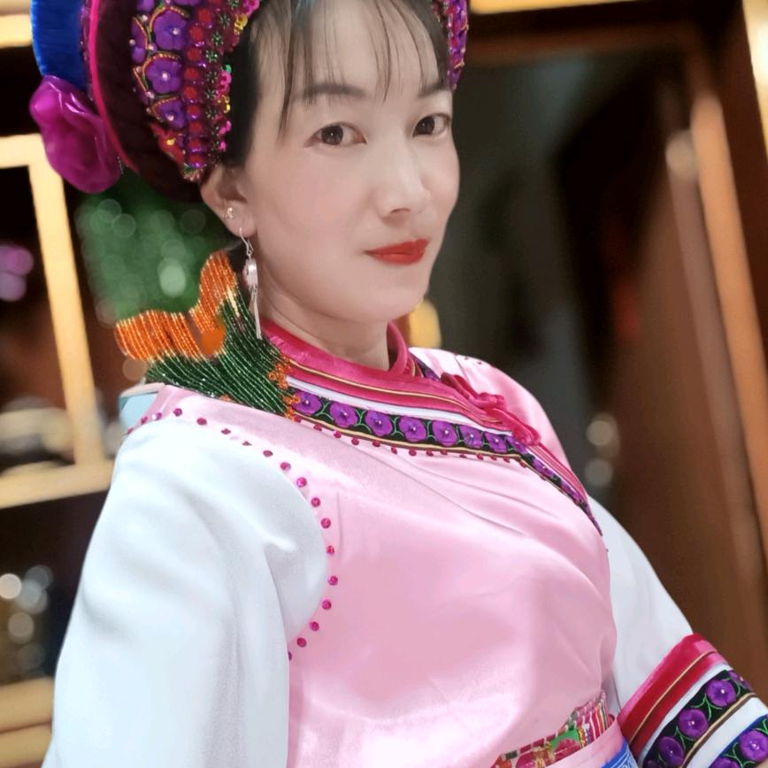 瑛子姐