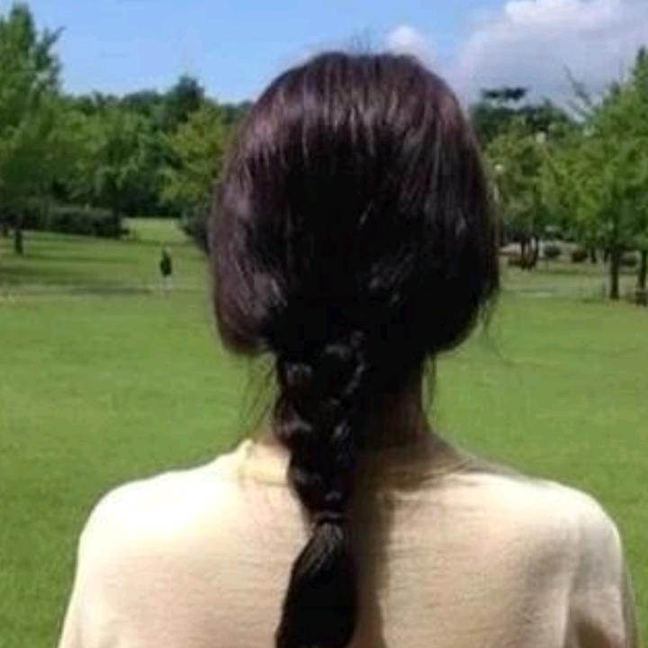 美女 加油
