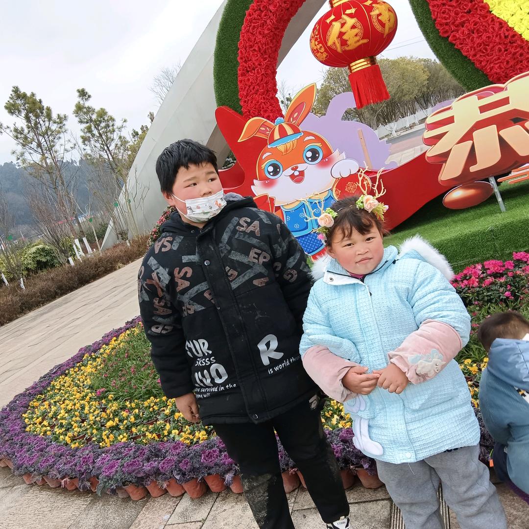 年龄大了请叫我五姨，刘