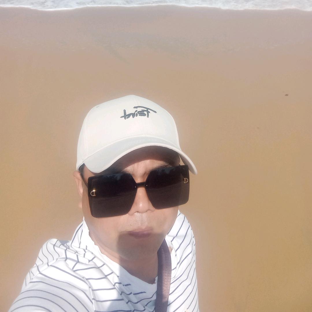 难以抗拒的容颜。