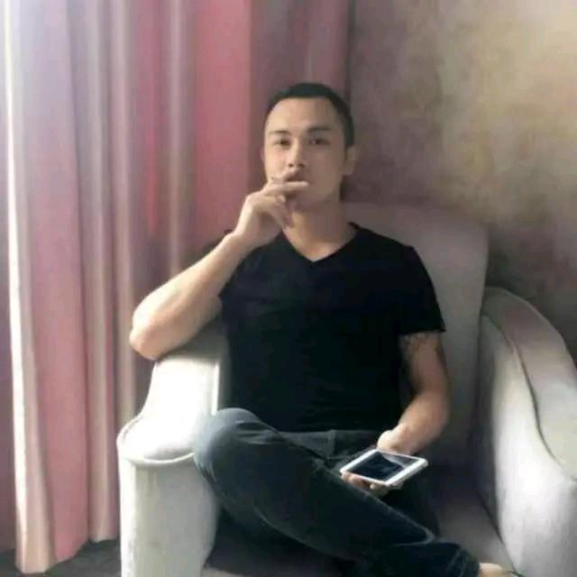 拼哥（正在努力）