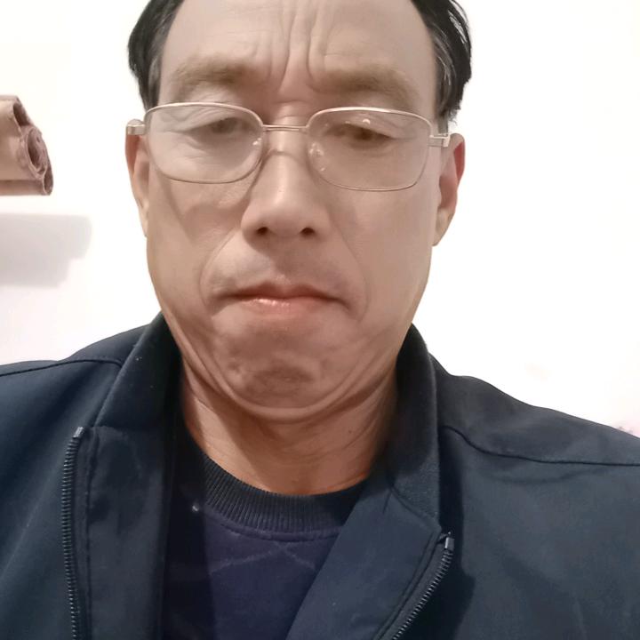 河南平顶山市鲁山县公民，