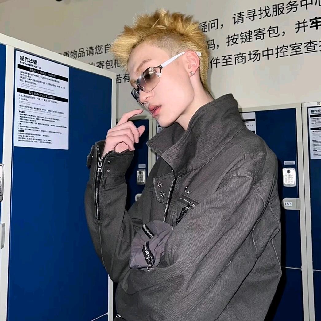 遵纪守法༂