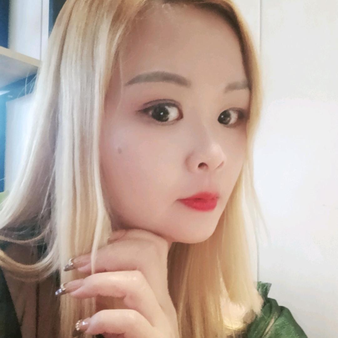 崔玲玲，