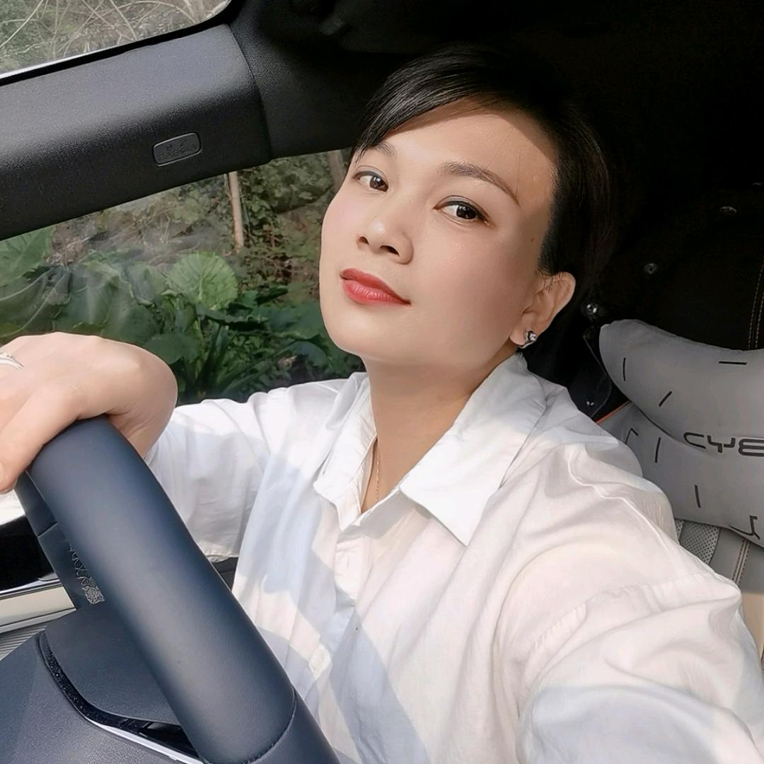 榴莲妹🌻（生活号）