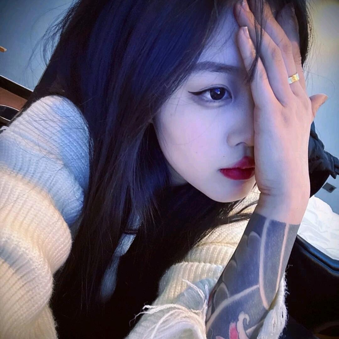 晚睡小狗ᥫᩣ