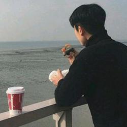 杰哥有亿点帅💫