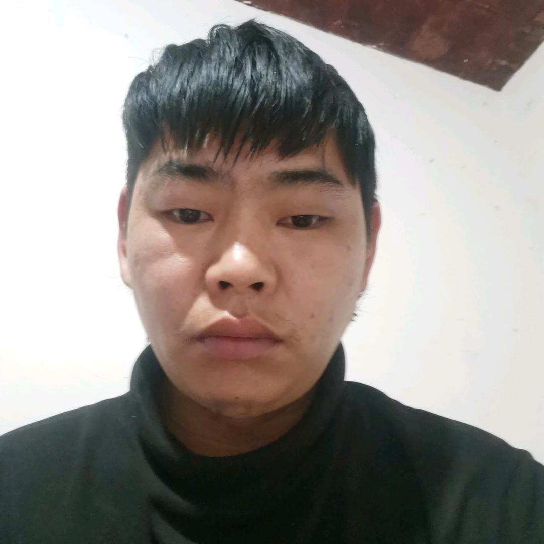 钟林林