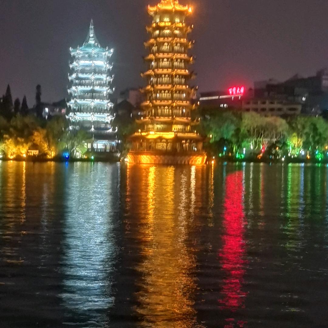 东海府的霍星云头像