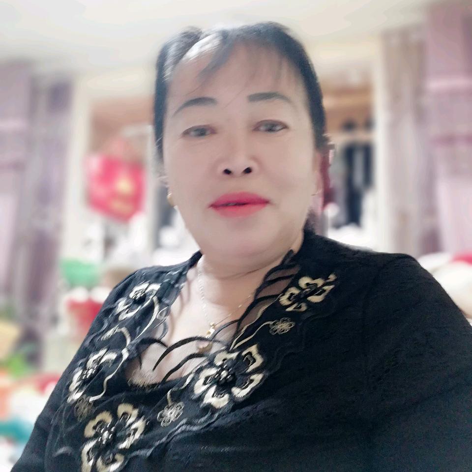 用户7100676748579芳芳