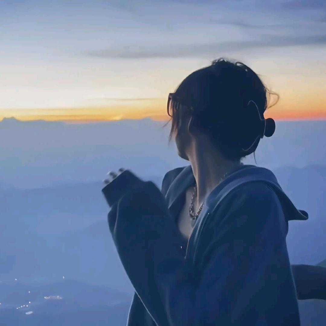 舒一.