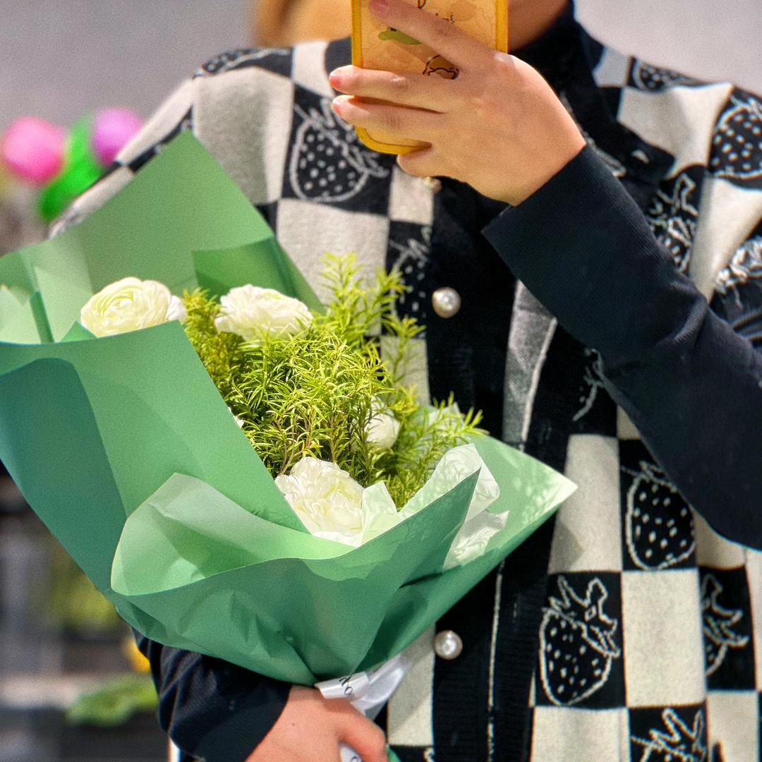 长沙市天心区拾花社花艺店