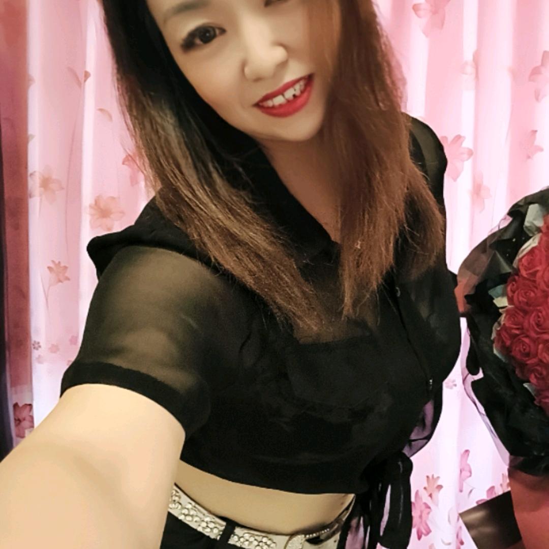 艳丽地库批发锅炉暖气片