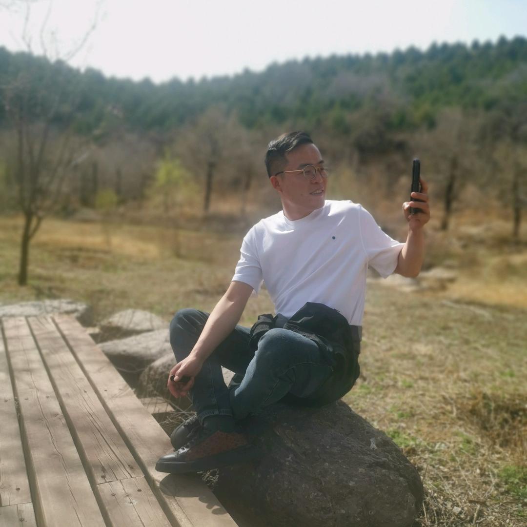 平房四合院大熊