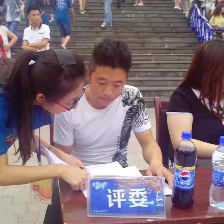 邓龙（佩峰）  中国达人秀晋级上海站选手