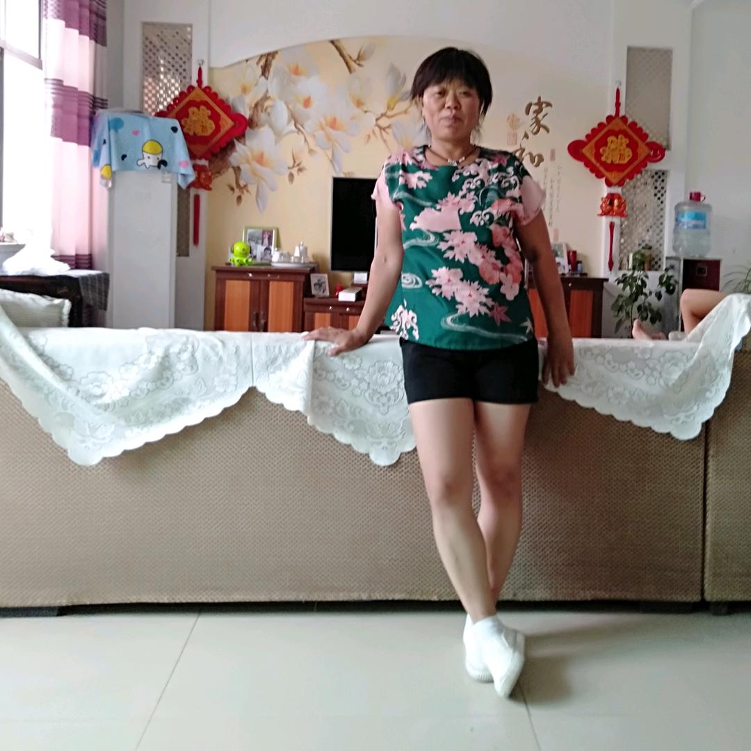 😊快乐女皇😊