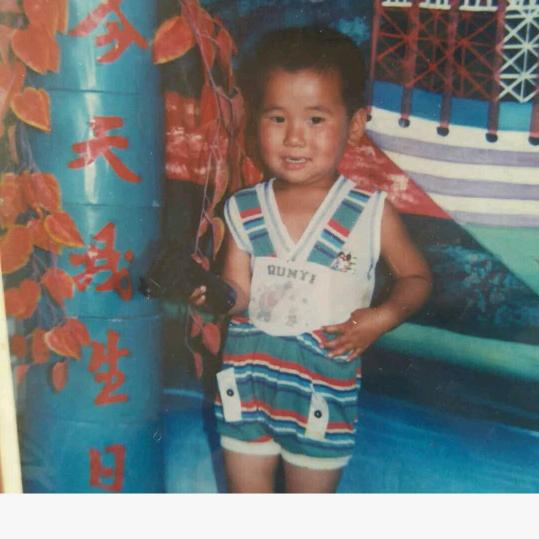 。情一动心就痛