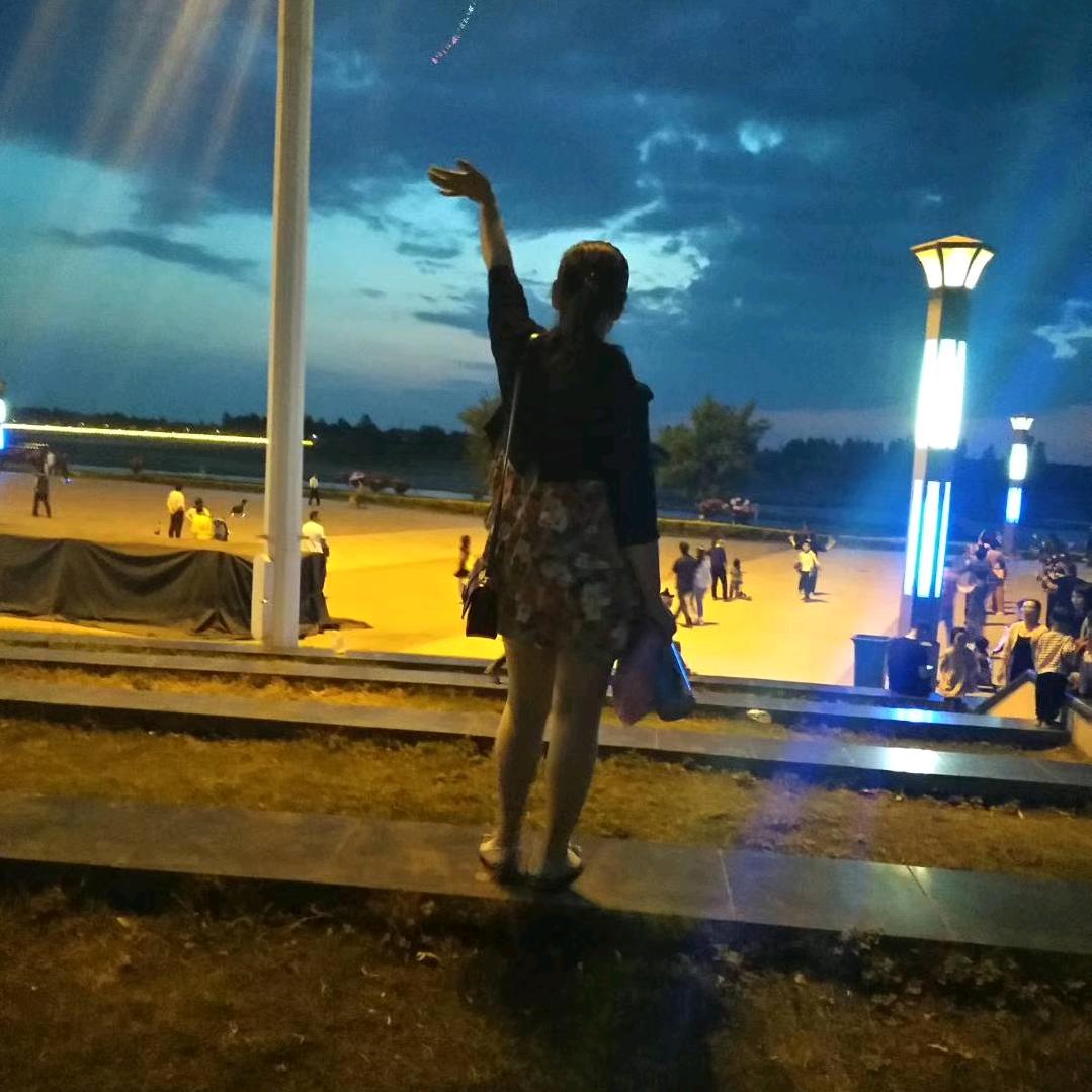 执着小芳芳