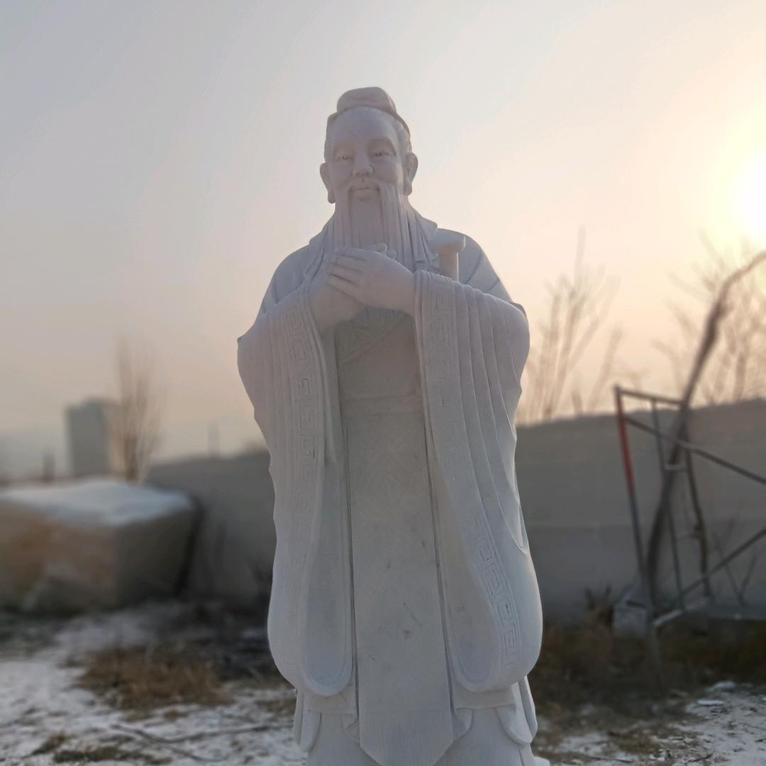 杨博雕塑