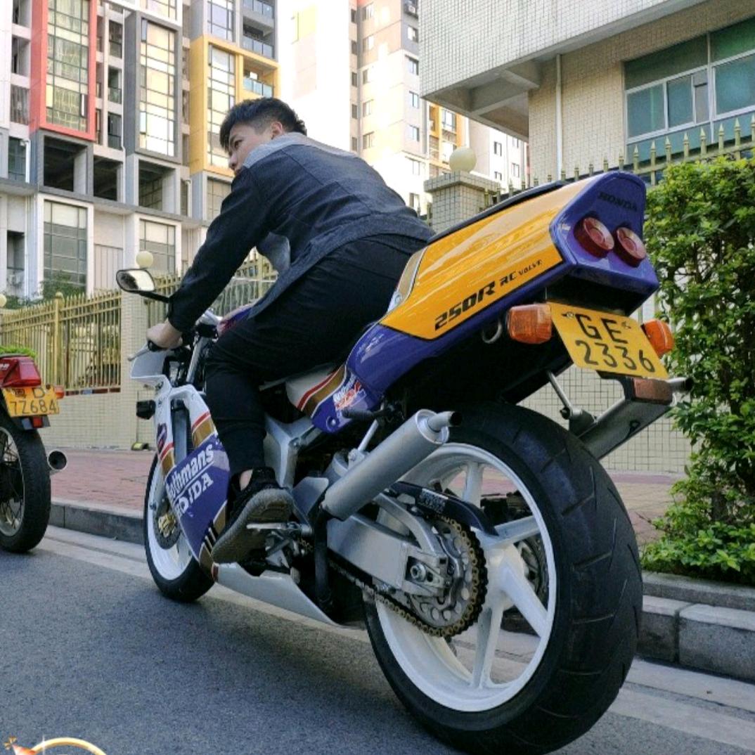 启儿