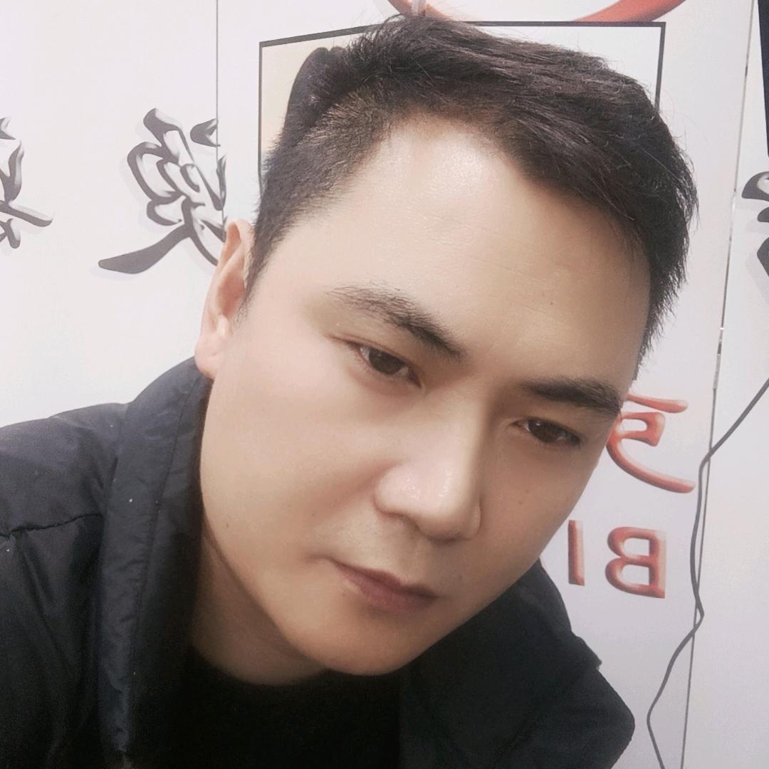 屏山标榜~君哥免打理烫发