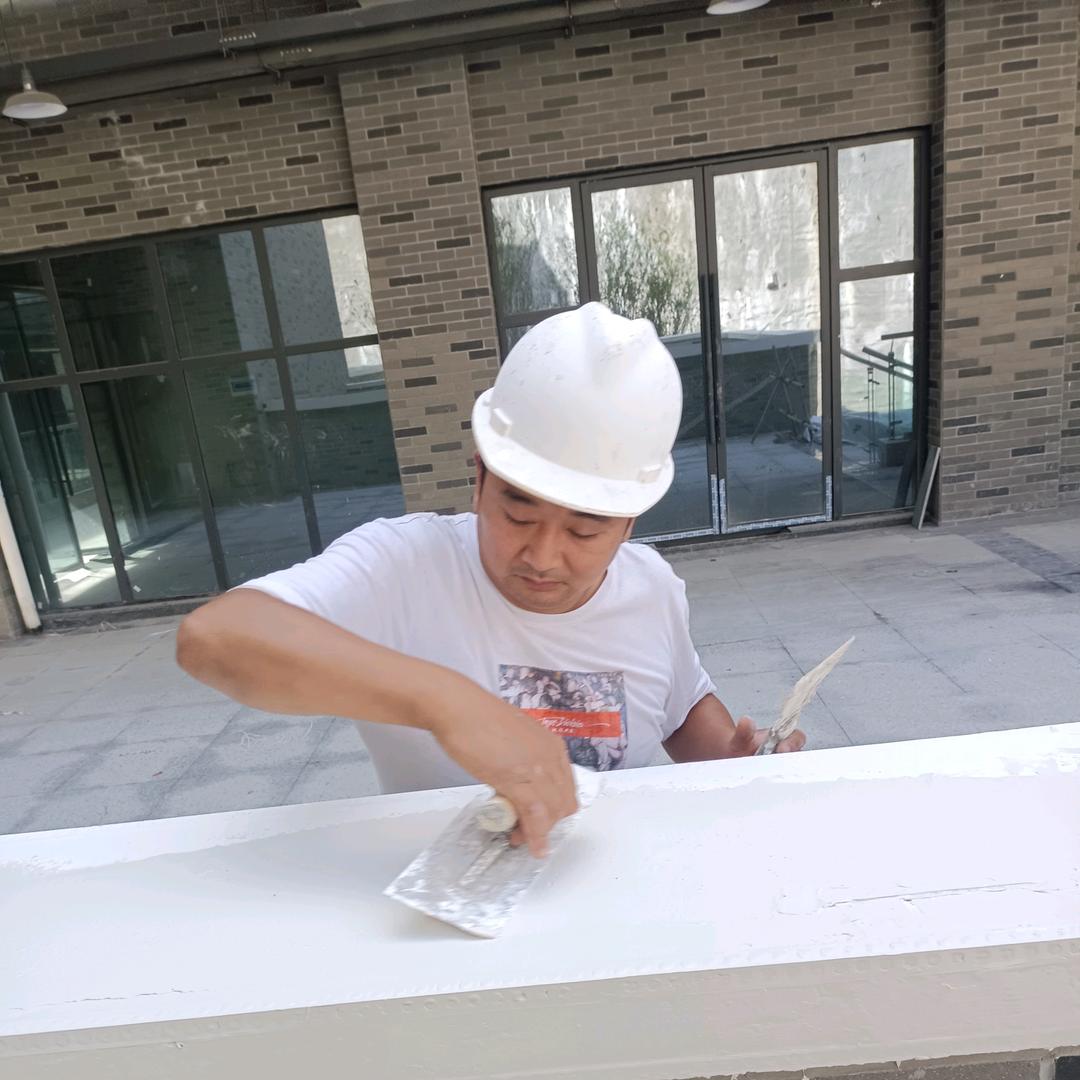 涂料I王波