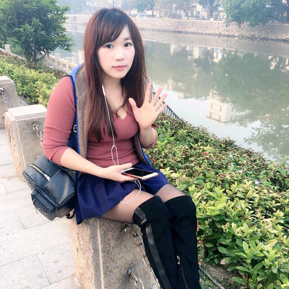 丽丽Li