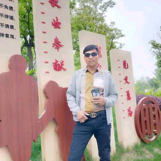 我就是个农村人在外地拼搏