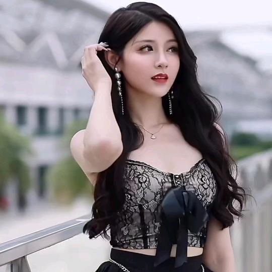 ✨沉🇨🇳🌙默👉🎶