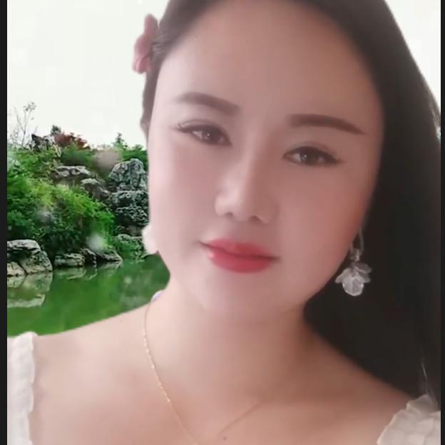 欢欢小美女
