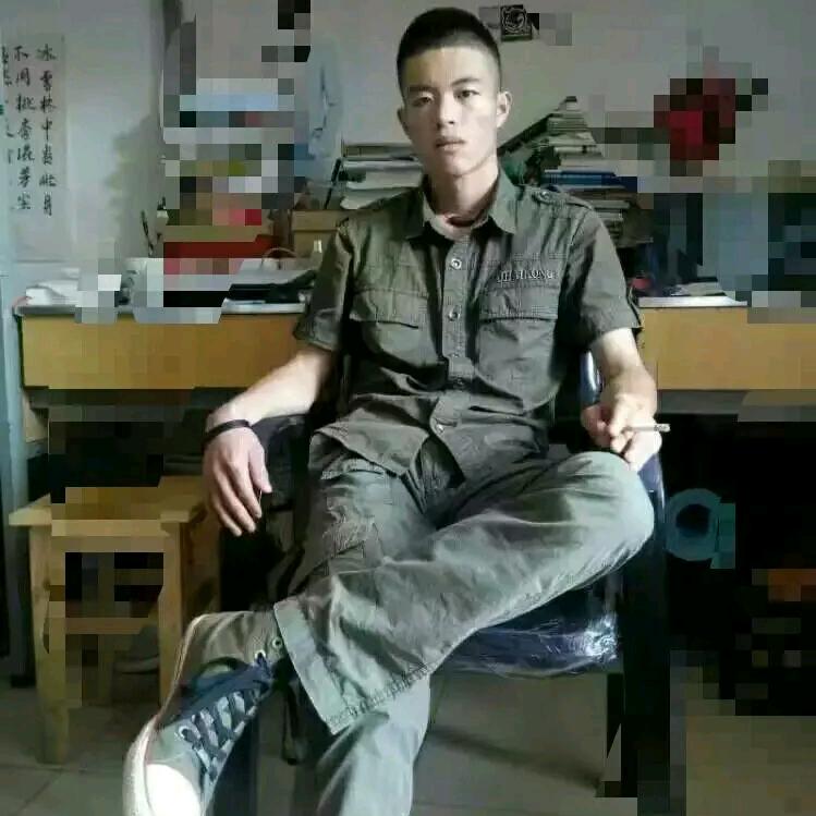 天资聪慧的少年
