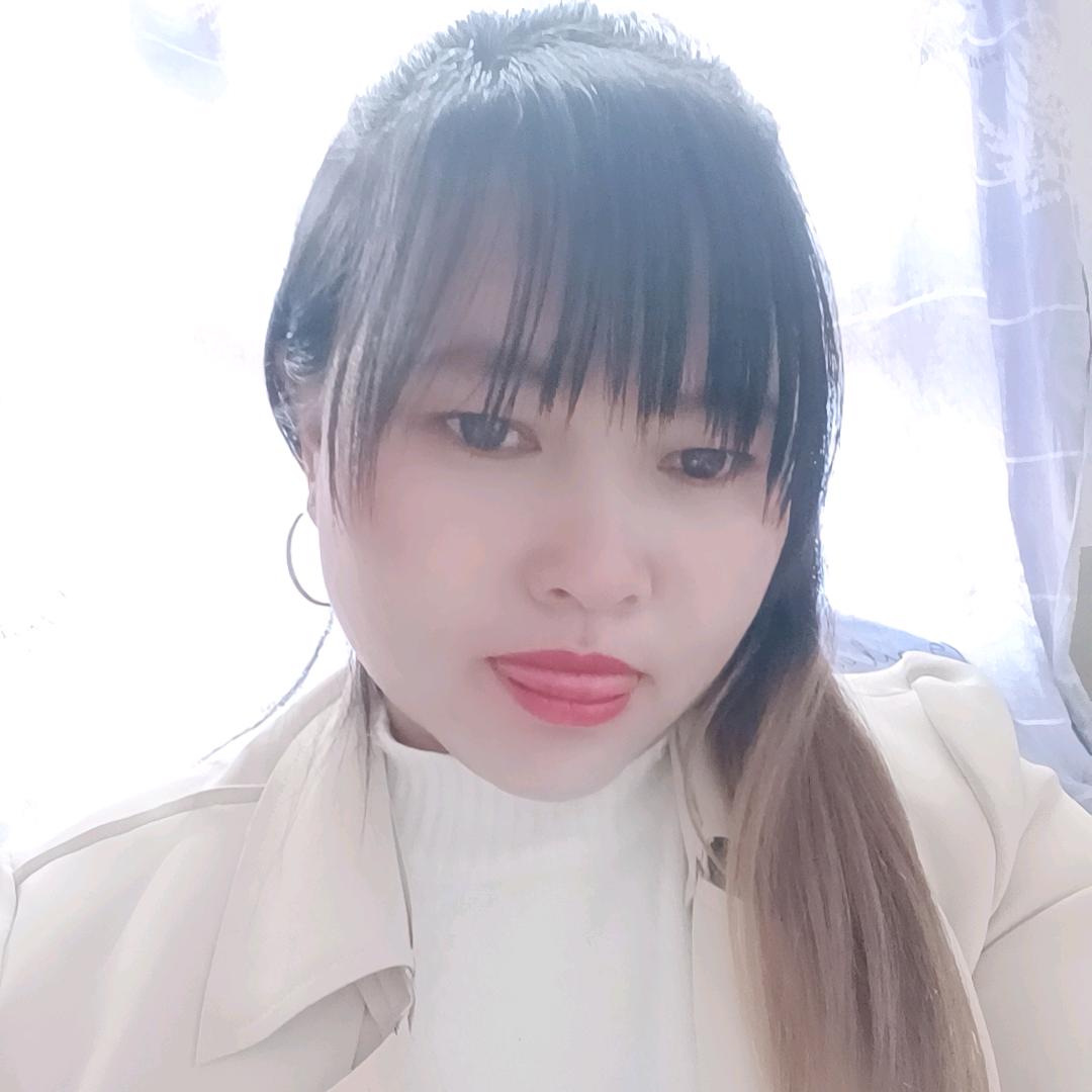 邝飞飞，努力向前