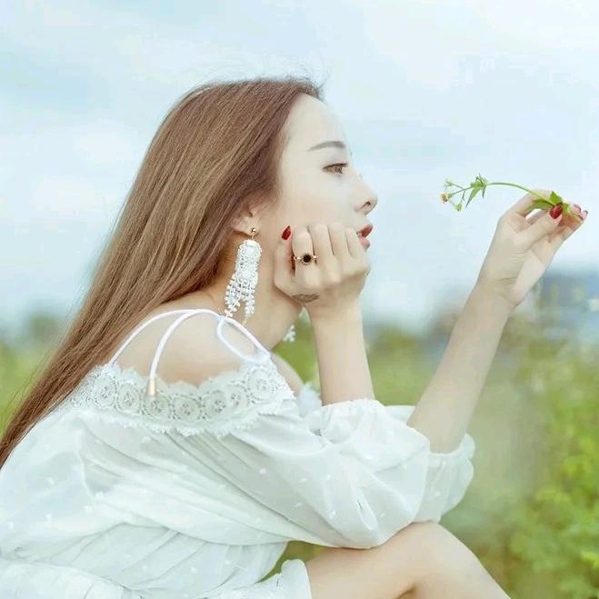 蒙面眼镜女孩19