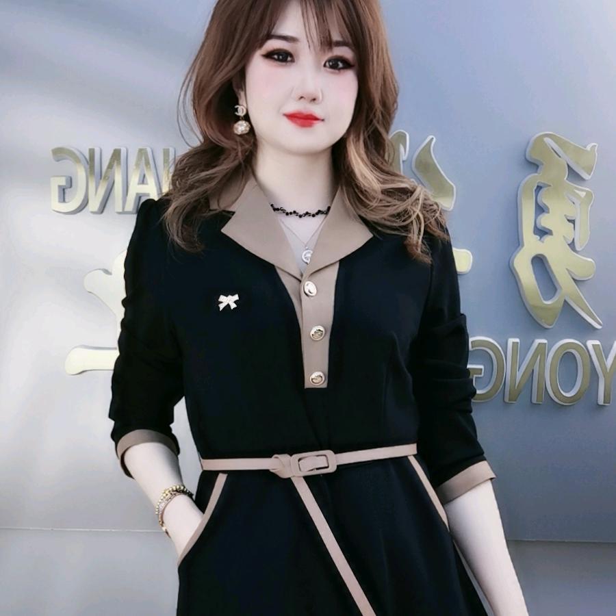 勇华玥上时尚女装服饰