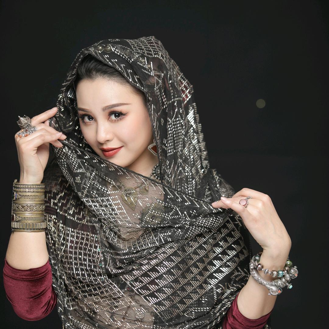 怡倩Christy