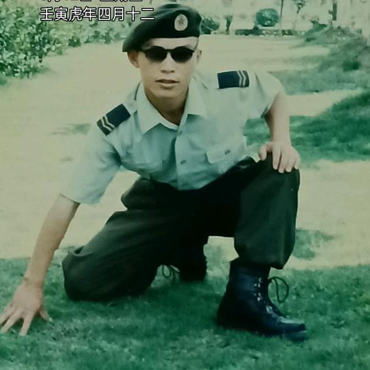 能攻善守英雄连