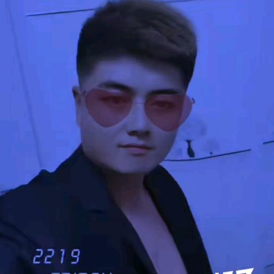 ❤磊 仔
