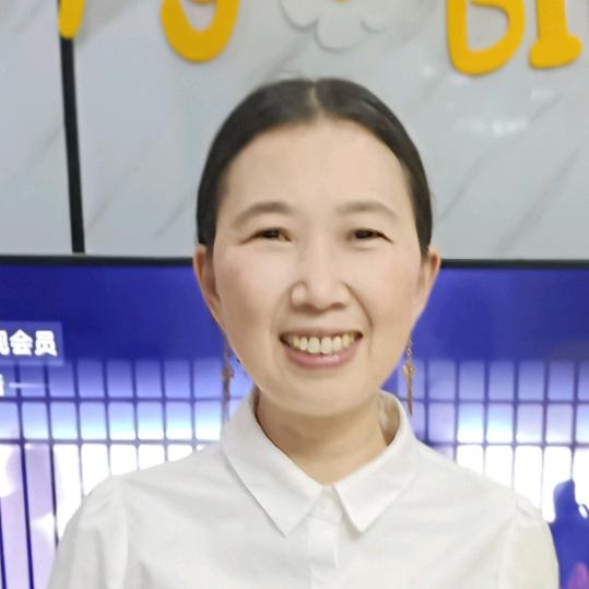 春暖花开，多姿多彩